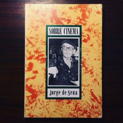 Capa de livro 'SOBRE CINEMA' de Jorge de Sena com foto a preto e branco