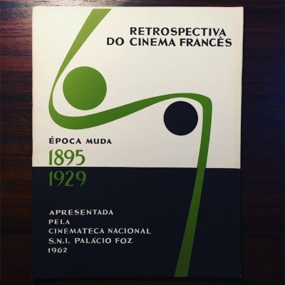 Capa de livro Retrospectiva do Cinema Francês com design minimalista em creme, verde e preto