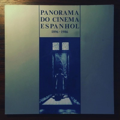 Capa de livro Panorama do Cinema Espanhol 1896 - 1986 com imagem monocromática