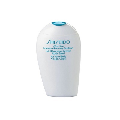 Emulsão After Sun Shiseido para rosto e corpo em frasco branco com tampa azul
