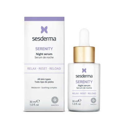 Frasco e embalagem do sérum nocturno Sesderma Serenity branco com tampa dourada