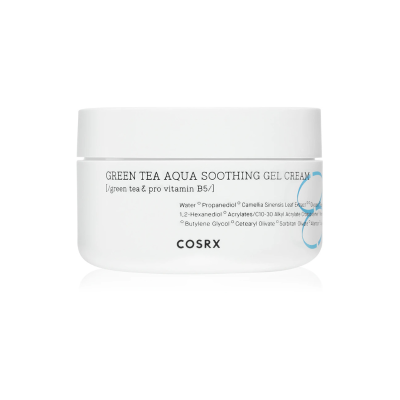 Frasco branco de creme em gel COSRX Green Tea Aqua Soothing Gel com texto preto e azul