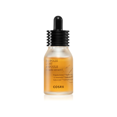 Frasco de ampola COSRX Propolis Light Ampoule com tampa preta e líquido âmbar