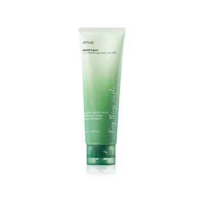 Tubete verde degradê de gel esfoliante Anua Heartleaf sobre fundo branco