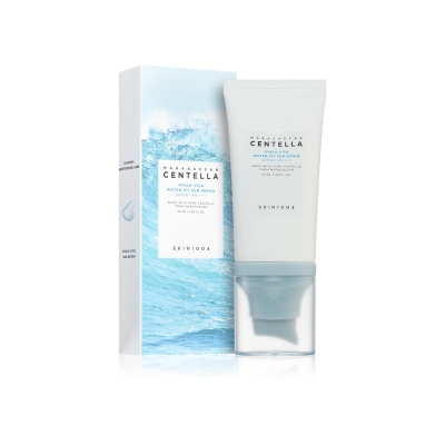 Creme facial hidratante SKIN1004 Centella com caixa azul e branca com onda do mar