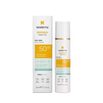 Protector solar Sesderma Repaskin Urban 365 SPF 50 para pele oleosa em frasco branco e embalagem caixa