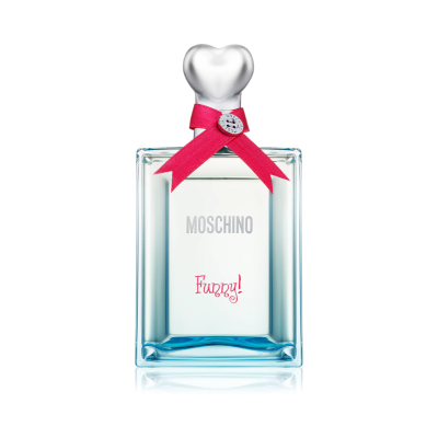 Frasco de perfume azul com tampa em forma de coração e laço vermelho