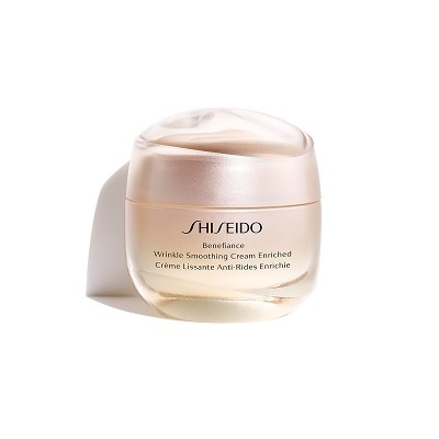 Creme anti-rugas Shiseido Benefiance em frasco dourado translúcido