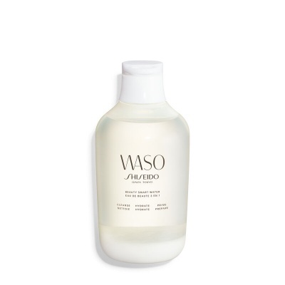 Frasco transparente com tampa branca de produto WASO SHISEIDO