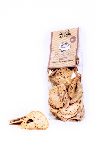 Pacote de torradinhas finíssimas no Alentejano, embalagem transparente com etiqueta castanha