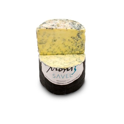 Queijo azul com rótulo 