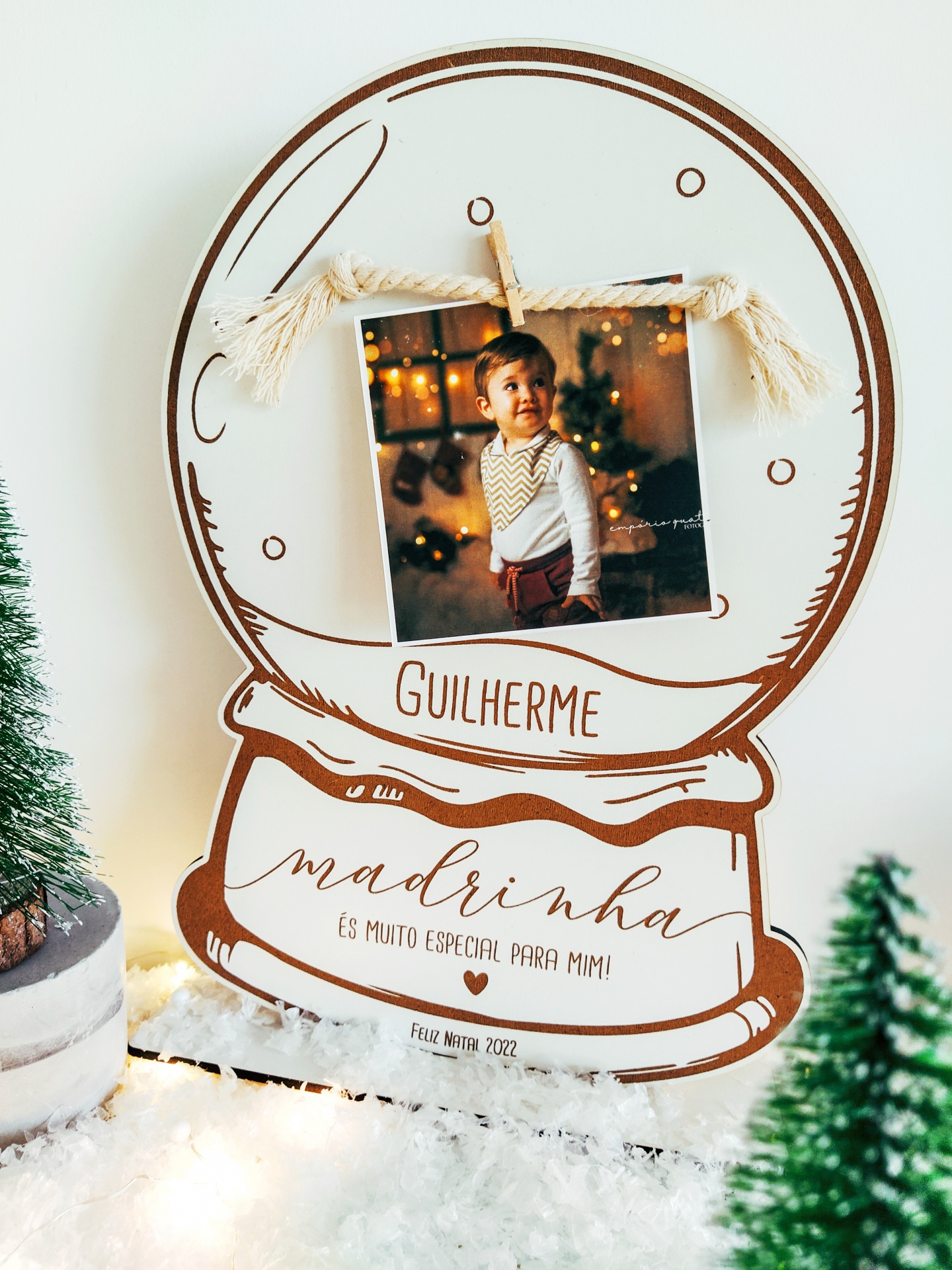 Quadro bola de neve decorativo com fotografia e texto de Natal