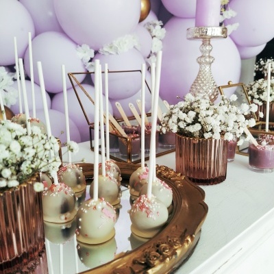 Decora&#x00E7;&#x00E3;o&#x20;20&#x20;anos&#x20;da&#x20;Filipa&#x20;&#x1F49C;