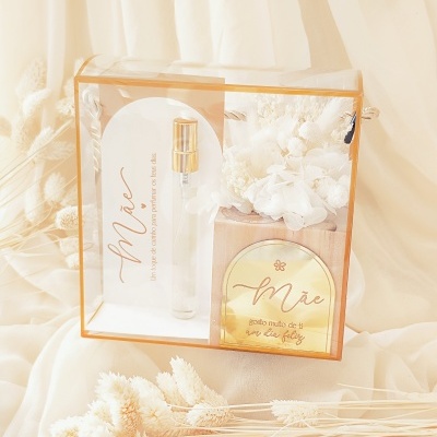 Conjunto para presente com spray perfumado, flores secas brancas e placa dourada para mãe