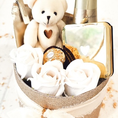 Box&#x20;Gold&#x20;Edition&#x20;&#x1F49B;