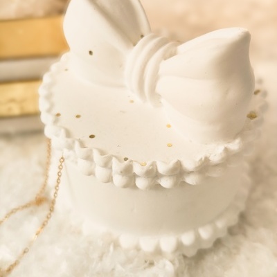 Mini&#x20;box&#x20;&#x27;La&#x20;belle&#x20;bow&#x27;&#x20;&#x2728;