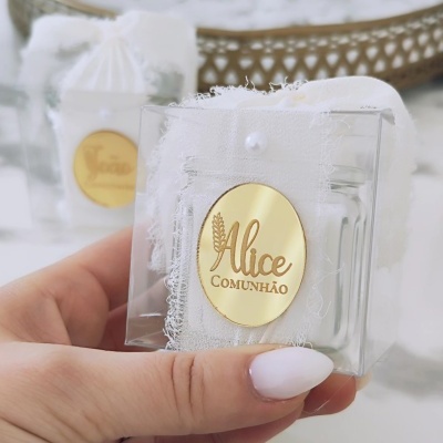 Caixinha&#x20;personalizada&#x20;com&#x20;vela&#x20;&#x1F56F;&#xFE0F;