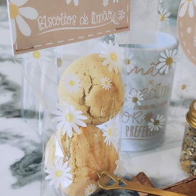 Kit&#x20;ch&#x00E1;&#x20;M&#x00E3;e&#x20;&#x1F337;