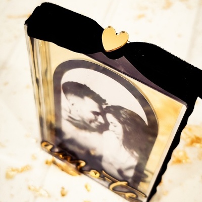 Moldura&#x20;Black&#x20;&amp;&#x20;Gold&#x20;&#x1F5A4;