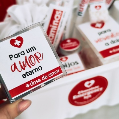 Chocolate&#x20;Emergency&#x20;Box&#x20;&#x1F198;