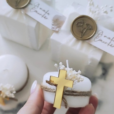 Caixinha&#x20;com&#x20;vela&#x20;&#x1F56F;&#xFE0F;