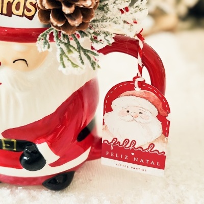 Caneca&#x20;Pai-Natal&#x20;com&#x20;chocolates&#x20;&#x1F36B;