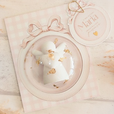 Convite de batismo em rosa e branco com anjo decorativo branco e cartão circular