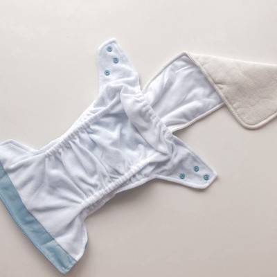 FRALDA REUTILIZÁVEL TUDO-EM-UM PEARL POCKET TAMANHO ÚNICO - MODERN CLOTH NAPPIES