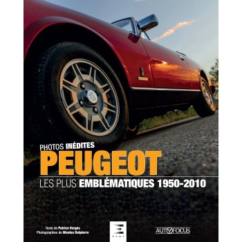 Peugeot 1950-2010 - Les plus emblématiques Capa de livro com imagem de uma roda dianteira de carro clássico vermelho Peugeot