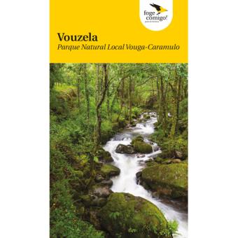 Vouzela: Parque Natural Local Vouga-Caramulo Capa de livro com foto de rio e vegetação, texto