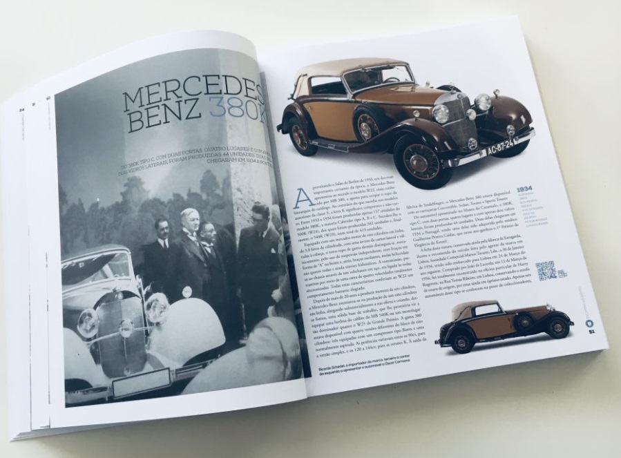 Museu do Caramulo - Colecção de Automoveis, Motos Livro aberto mostrando páginas sobre o Mercedes Benz 380 com imagens de carros vintage e texto.