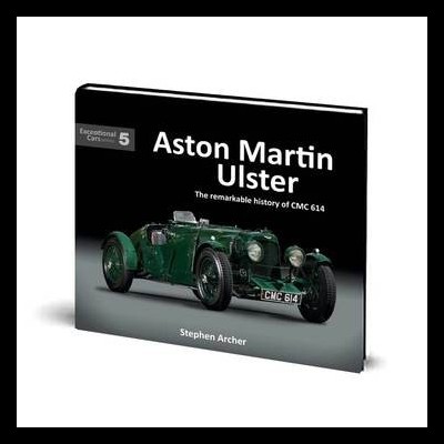 Capa de livro com um carro clássico de corrida verde