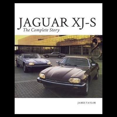 Capa de livro com três carros Jaguar XJ-S em frente a edifício de vidro.