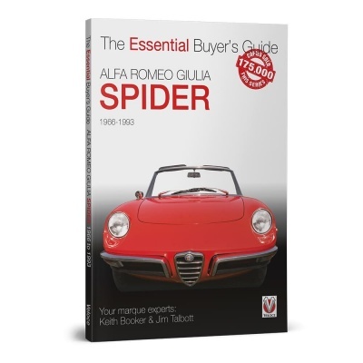 Livro sobre Alfa Romeo Giulia Spider com capa a mostrar carro desportivo vermelho frontal