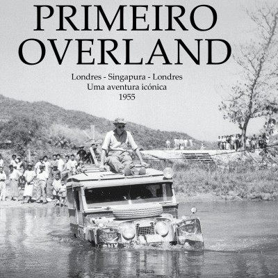 Capa de livro Preto e branco com viatura a atravessar rio em aventura sobre terra