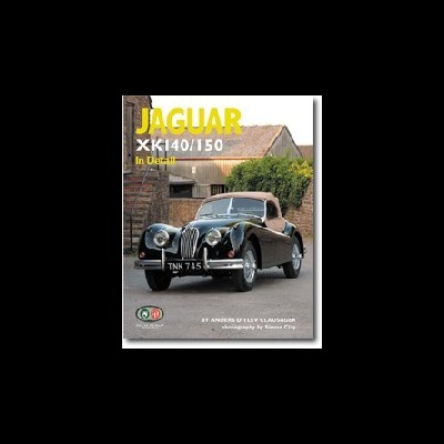 Revista com carro clássico Jaguar XK140/150 preto conversível