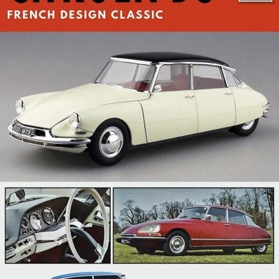 Revista Citroën DS com fotos do carro em creme, vermelho e azul