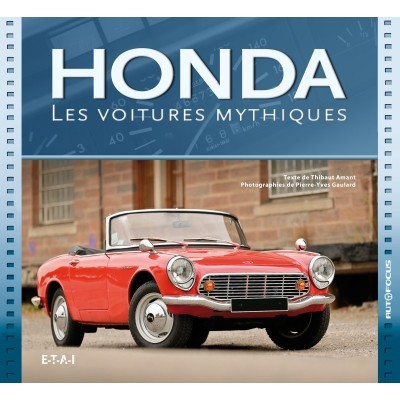 Capa de livro azul com carro desportivo clássico vermelho da Honda