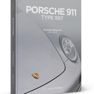 Capa de livro com texto Porsche 911 Type 997 e imagem de carro cinza