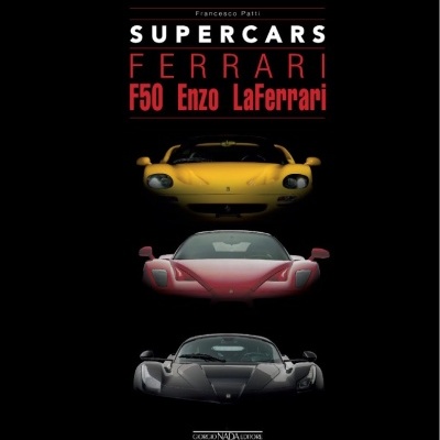 Livro sobre supercarros Ferrari com 3 carros na capa