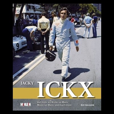Capa de livro com piloto de corridas e texto JACKY ICKX