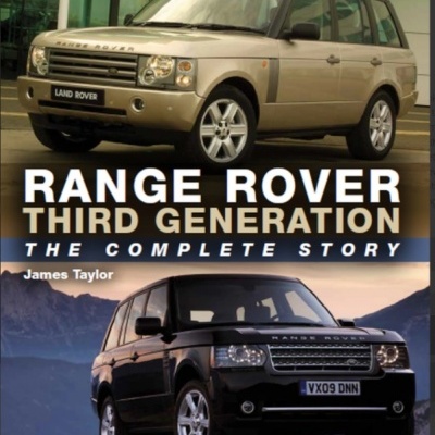 Capa de livro com dois carros Range Rover terceira geração e texto sobre o tema.