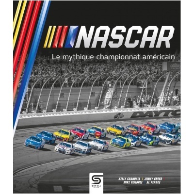 Capa de livro NASCAR com carros de corrida coloridos numa pista