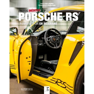 Capa de revista com Porsche RS amarelo de porta aberta