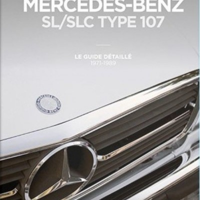 Livro sobre Mercedes-Benz SL/SLC Type 107 com imagem de emblema e grelha do carro