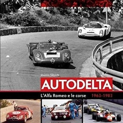 Capa de livro sobre carros Alfa Romeo e corridas com várias fotos