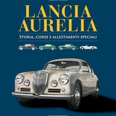 Capa do livro Lancia Aurelia com imagem de carros clássicos e texto em amarelo sobre fundo azul