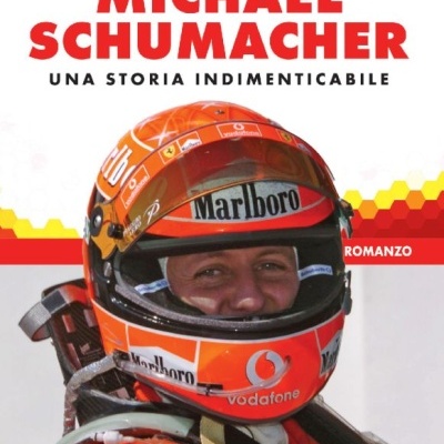 Capa de livro com Michael Schumacher de capacete e fato de piloto vermelho