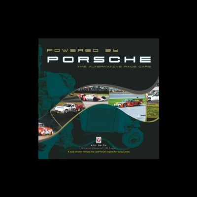 Capa de livro preto com texto e imagens de carros de corrida Porsche