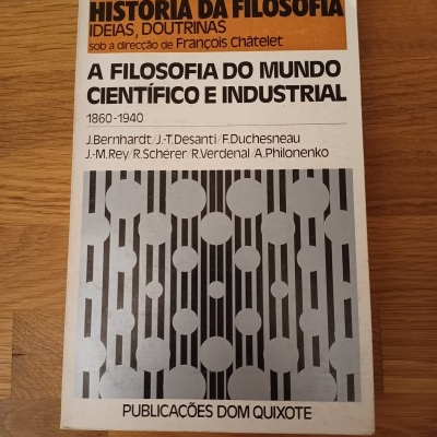 Capa do livro 'A FILOSOFIA DO MUNDO CIENTÍFICO E INDUSTRIAL' com elementos gráficos abstratos em tons de cinza sobre fundo branco.